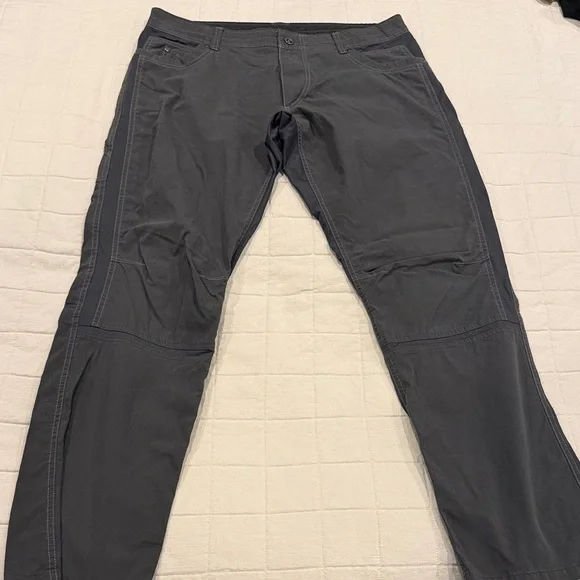Kuhl Radikal Men's Charcoal Cargo Pants - Picture 1 of 15